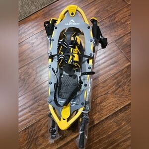 Alptrek Yellow and Black Snowshoes